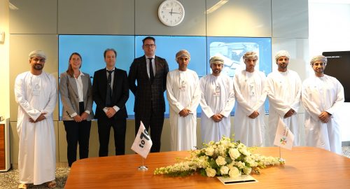 Press release: To70 Managing Director, Ruud Ummels, signs contract on Implementation Support for Airport Collaborative Decision Making at Muscat International Airport
